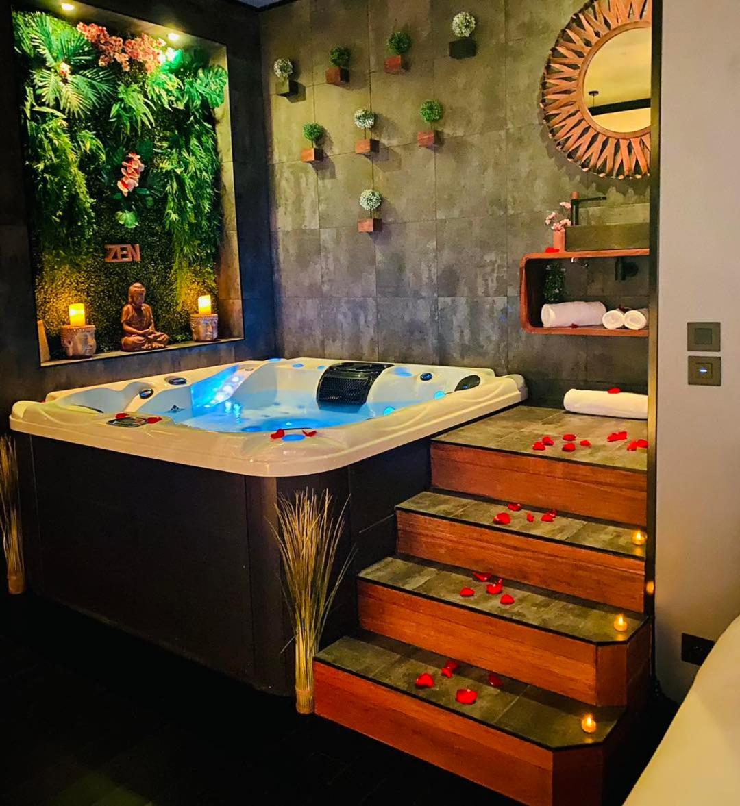Loveroom Intimiste Et Haut De Gamme A 30 Min De Toulouse Puydaniel Ngoại thất bức ảnh